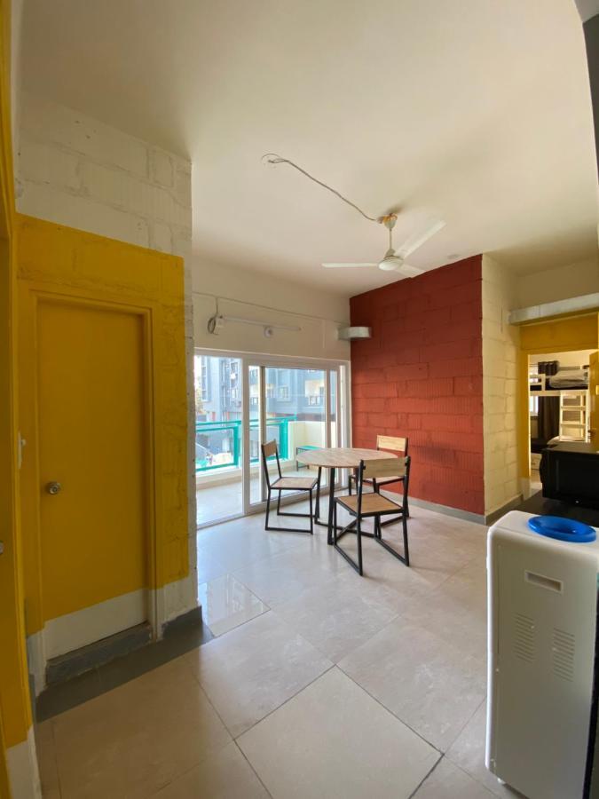 Rove By Boston Living Vandrerhjem Hyderabad Eksteriør bilde